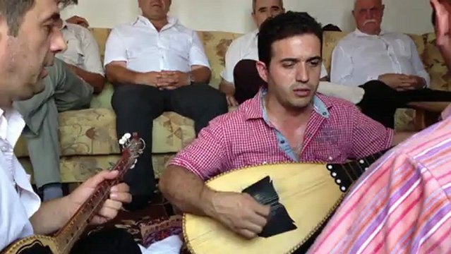Shkelzen Morina & Sinan Gashi & Salih Gashi - Thrret Prizreni mori Shkoder
