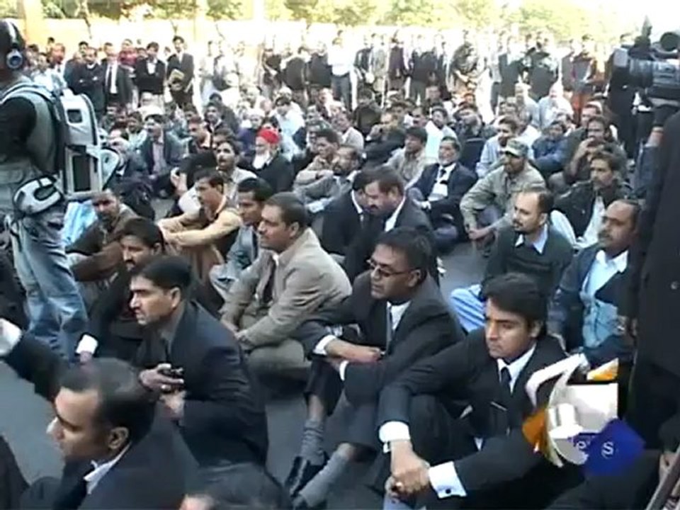 Geo Report- Lawyers Strike- 26 Jan 2012.mp4