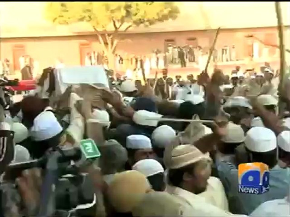 Geo Report-Pir Pagara Funeral -12 Jan 2012.mp4