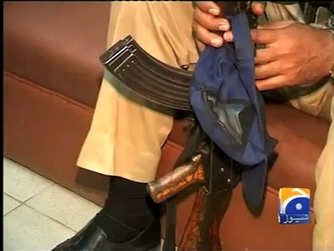 Geo Reports- Police Assaulted in Karachi- 2 Mar 2012.mp4