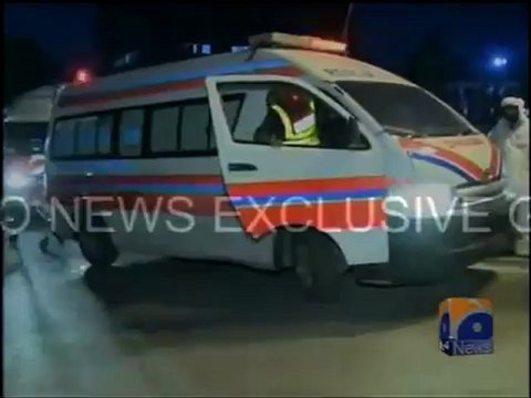 Geo Reports-Lahore Blast- Hospital Visuals-24 Apr 2012.mp4