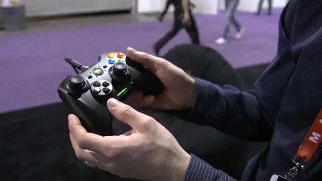 Razer Sabertooth Xbox 360 & PC Game Controller with Programmable Buttons - Linus Tech Tips CES 2013