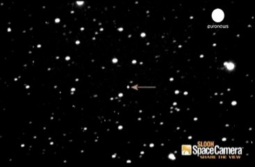 Gli scienziati osservano "da vicino" l'asteroide...