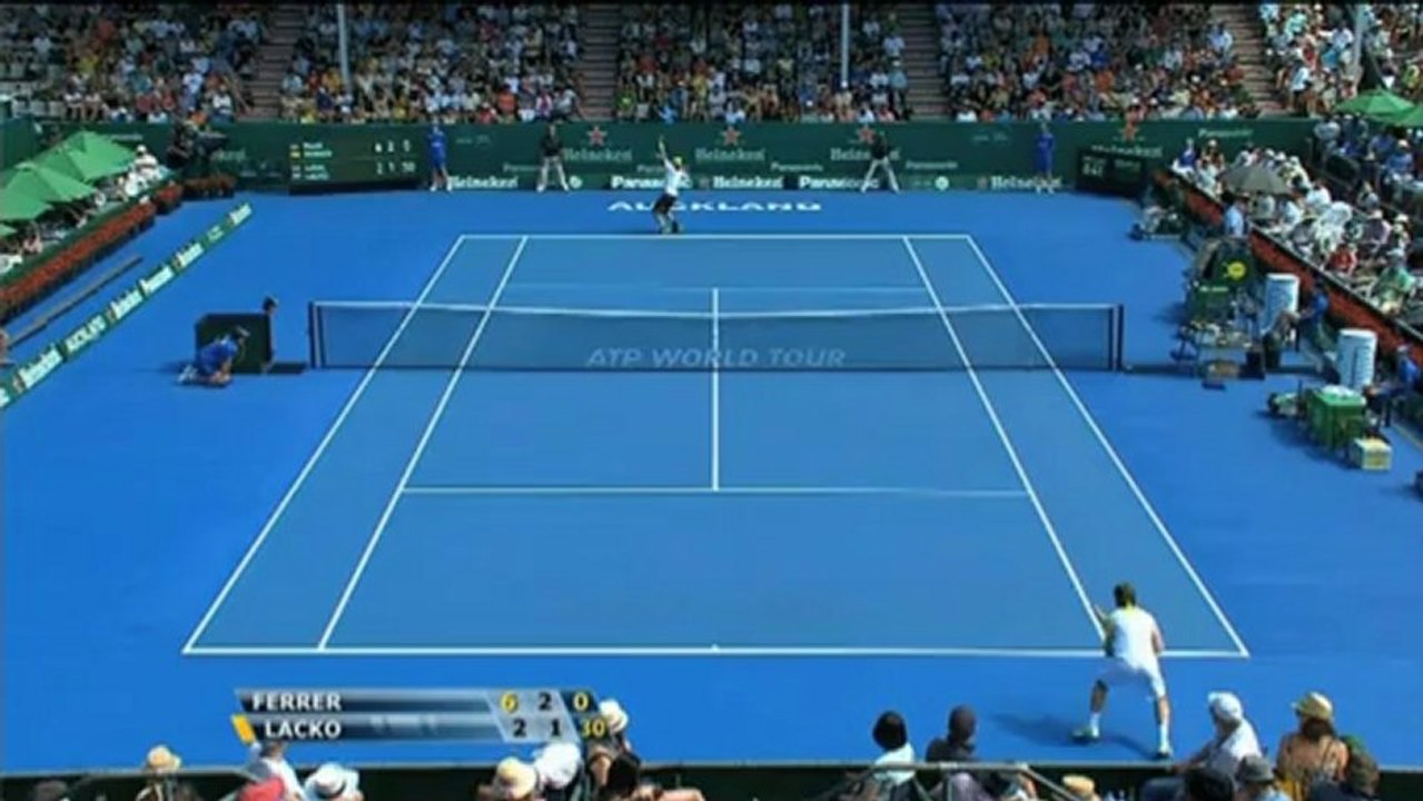 Auckland: Ferrer braucht nur eine Stunde für Lacko