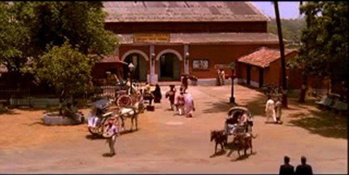 Tore Bina Mohe Chain - Kisna - Vivek Oberoi, Isha Sharvani - Bollywood Movie Song.mp4