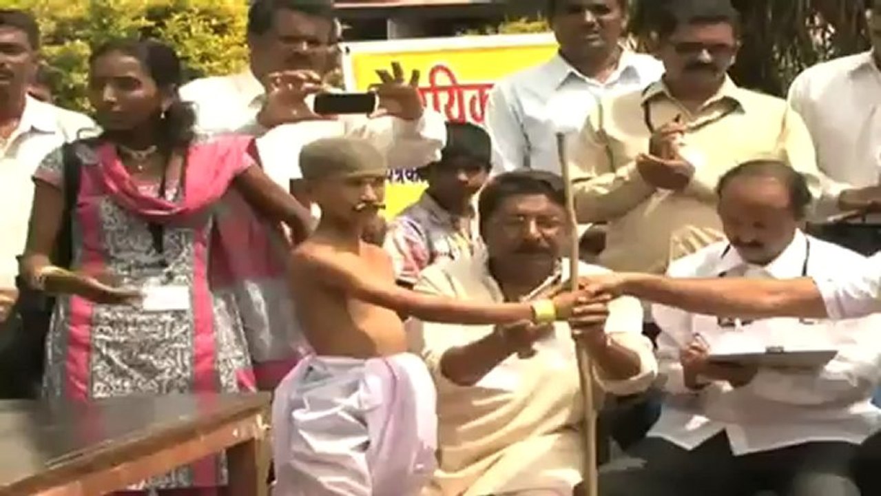 587 'Mahatmas' create world record.mp4