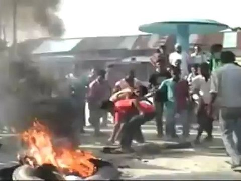 Assam bandh affects normal life.mp4