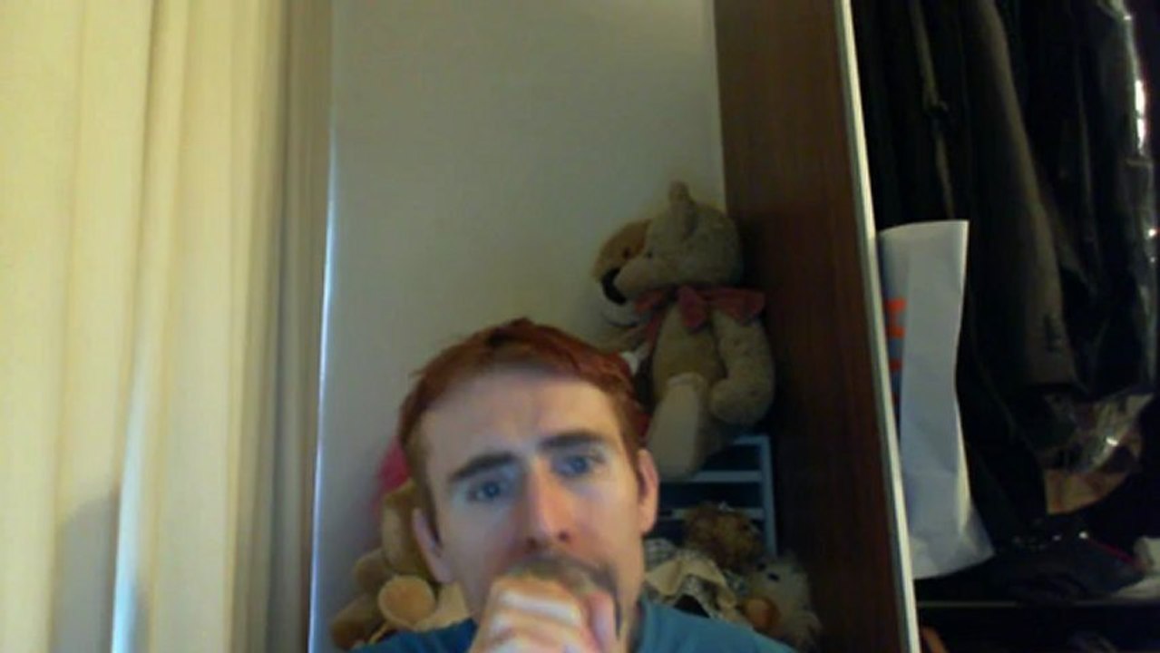 Wiwi égratigne "elle prie elle crie" de Lynnsha