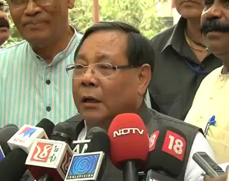 BJP picks Sangma, seeks Mamata's support.mp4