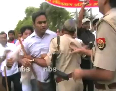 Bhatta Parsul Atrocities on farmers continues.mp4