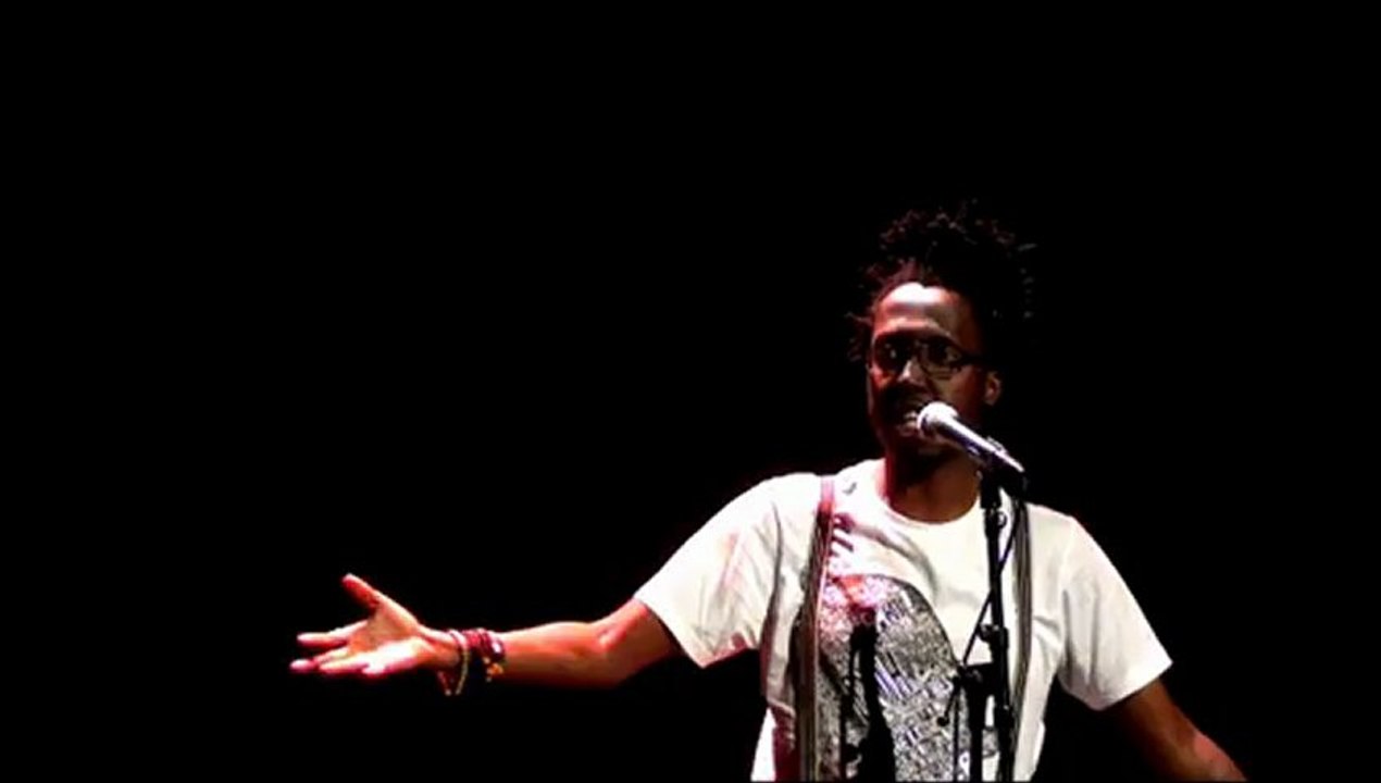 29 Sofi D'Ailleurs - Finale - Scène Slam Mons 15-12-2012