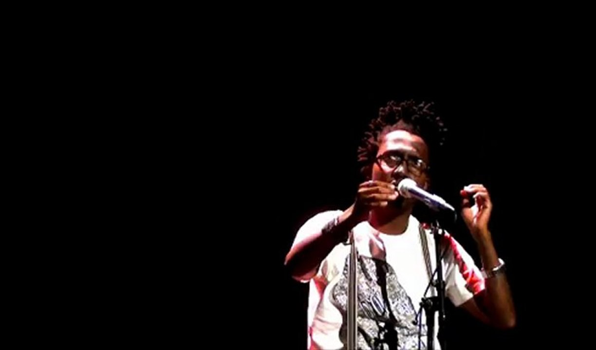 32 Tanguy - Finale - Scène Slam Mons 15-12-2012