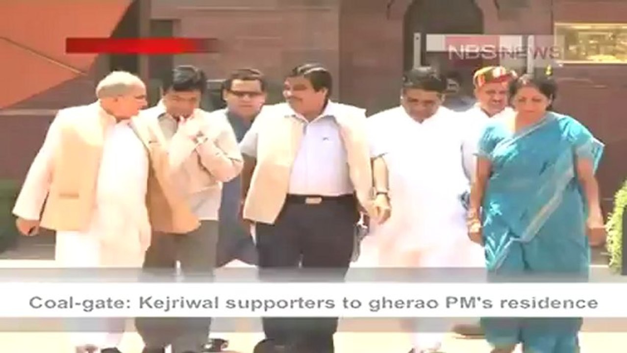 Coal gate  Kejriwal supporters to gherao PM's residence.mp4