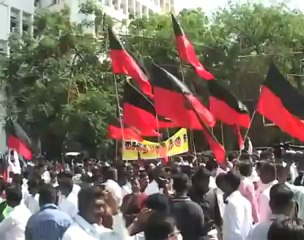 DMK 'jail bharo'  Kanimozhi, Dayanidhi Maran court attest.mp4