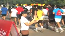 Delhi Half Marathon  Delhiites run to spread cancer awareness.mp4