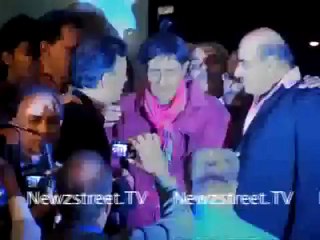 Dev Anand's Hum Dono on a coloured screen..mp4