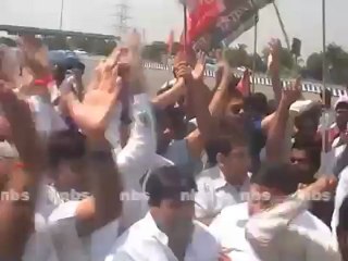 Greater Noida Protest situation tense but under control.mp4