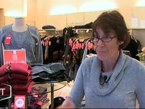 Soldes : Les magasins se preparent (Fontenay-le-Comte)