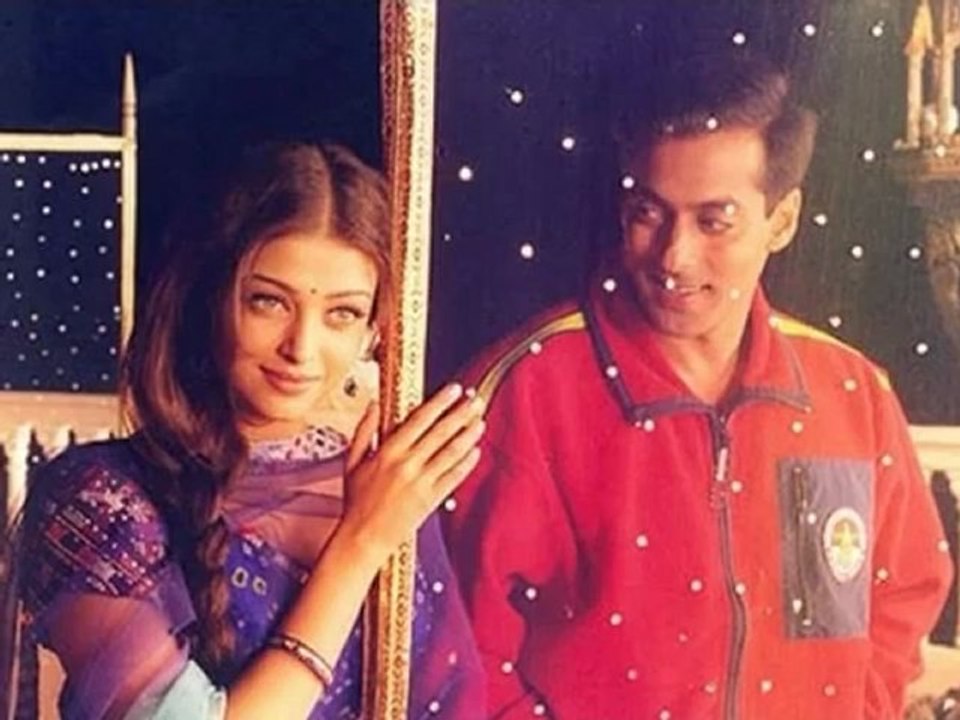 Chand Chupa Badal Mein  - Hum Dil De Chuke Sanam