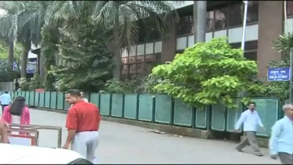 Jet Airway share falls after denying stake sell buzz.mp4