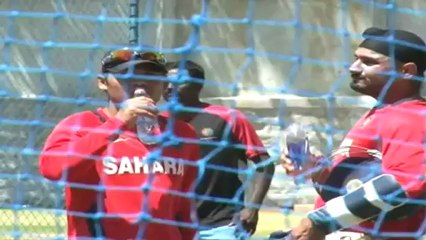 Kapil Dev cautions Team India ahead of T20 WC.mp4