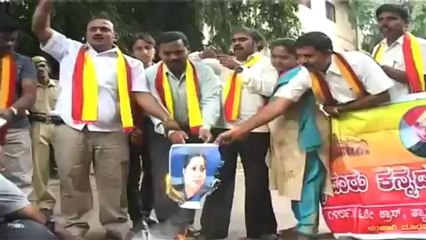 Karnataka releases Cauvery water to TN amid state wide protest.mp4