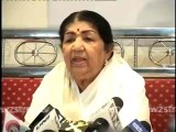 Lata Mangeshkar launches New Year Calendar..mp4