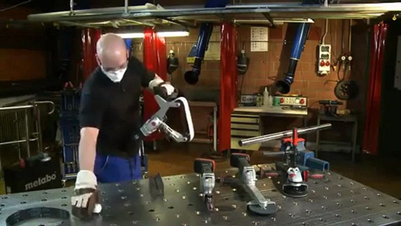 máy đánh bóng ống inox Metabo cầm tay chuyên dụng