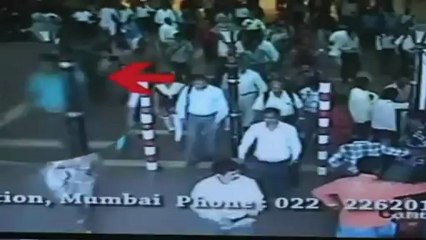 Mumbai suitcase murder  CCTV footage released.mp4