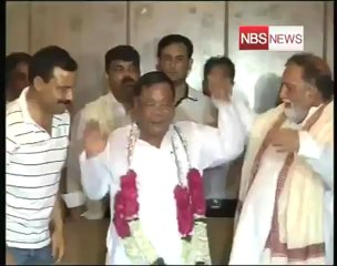 Pranab evades questions on signature forging issue.mp4