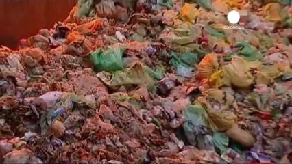 Dünya her yıl ürettiği gıdanın yarısını çöpe...