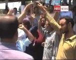 Protesting govt employees detained in Srinagar.mp4