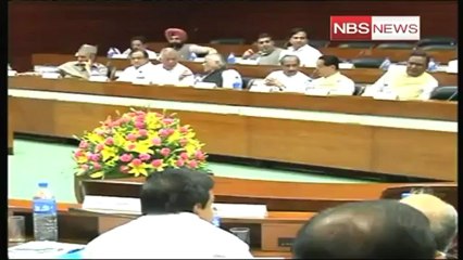 Ramdev to start fresh agitation against Congress from Oct 2.mp4