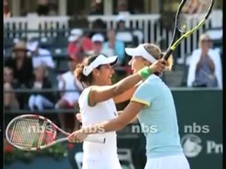Sania-Vesnina lose in French Open Grand Slam final.mp4
