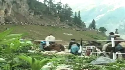 Shutdown hits life in Kashmir.mp4