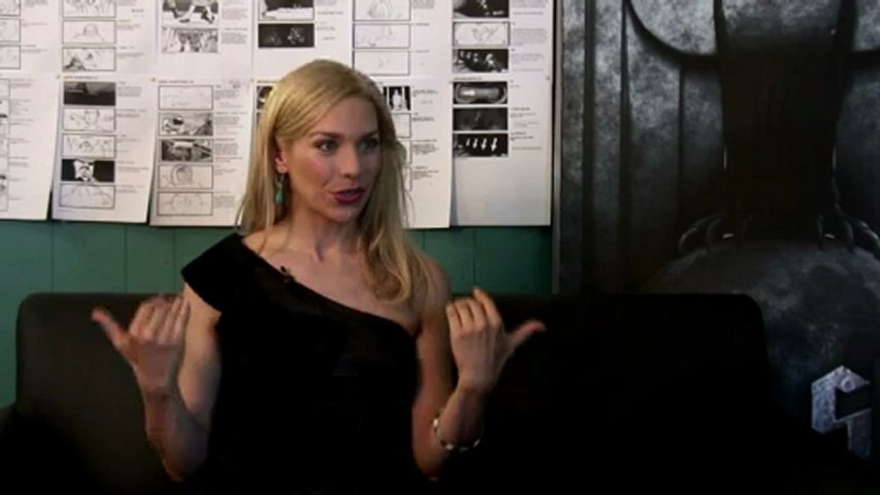IRON SKY - Interview Julia DIETZE (aka Renate Richter) - VO