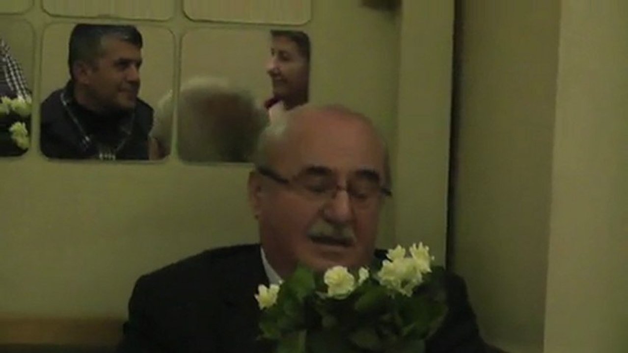 Ya sen bana fazla kaldın ,Ya ben sana az kaldım - Ahmet Tığlı