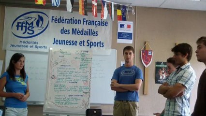 aôut 2012: le bénévolat vu par les jeunes -