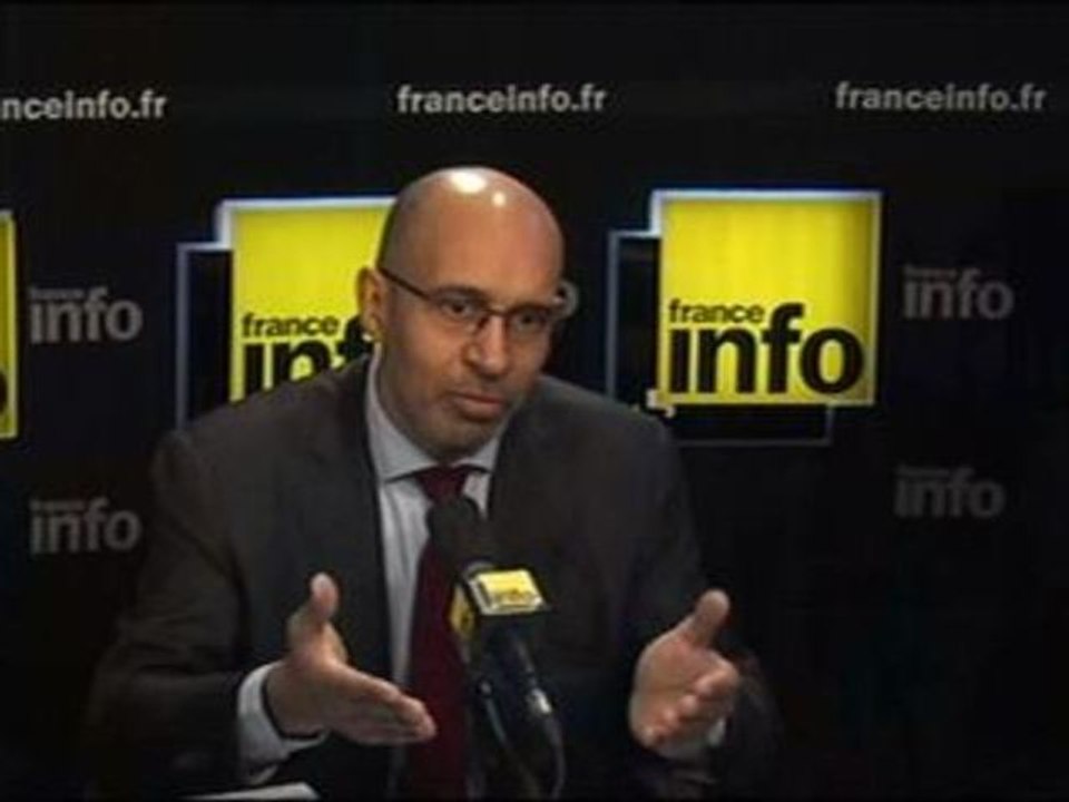 Harlem Désir juge "impossible" que Depardieu paie 85% d'impôts