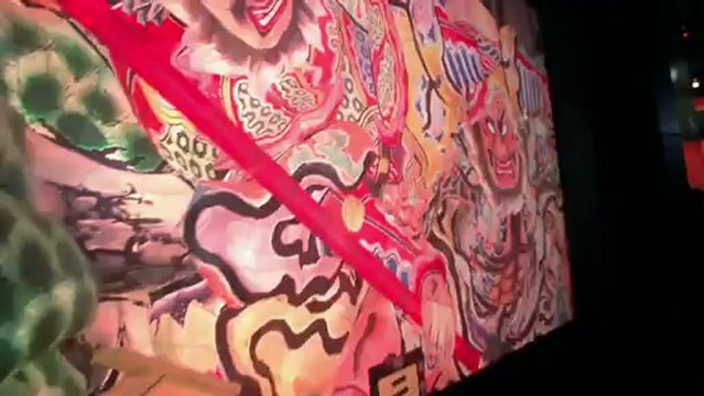 8K Sharp TV: Up Close and Personal at CES 2013 - GizmoSlip