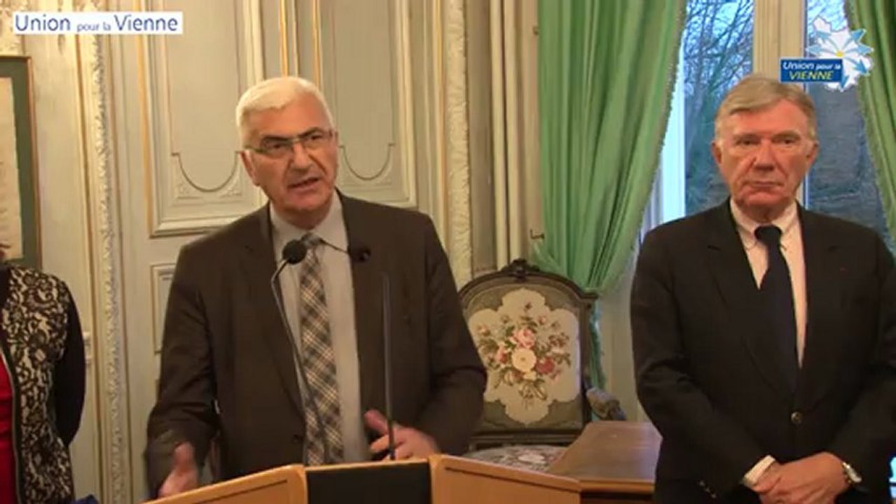 Remise d'une MIA électrique en autopartage au Conseil général
