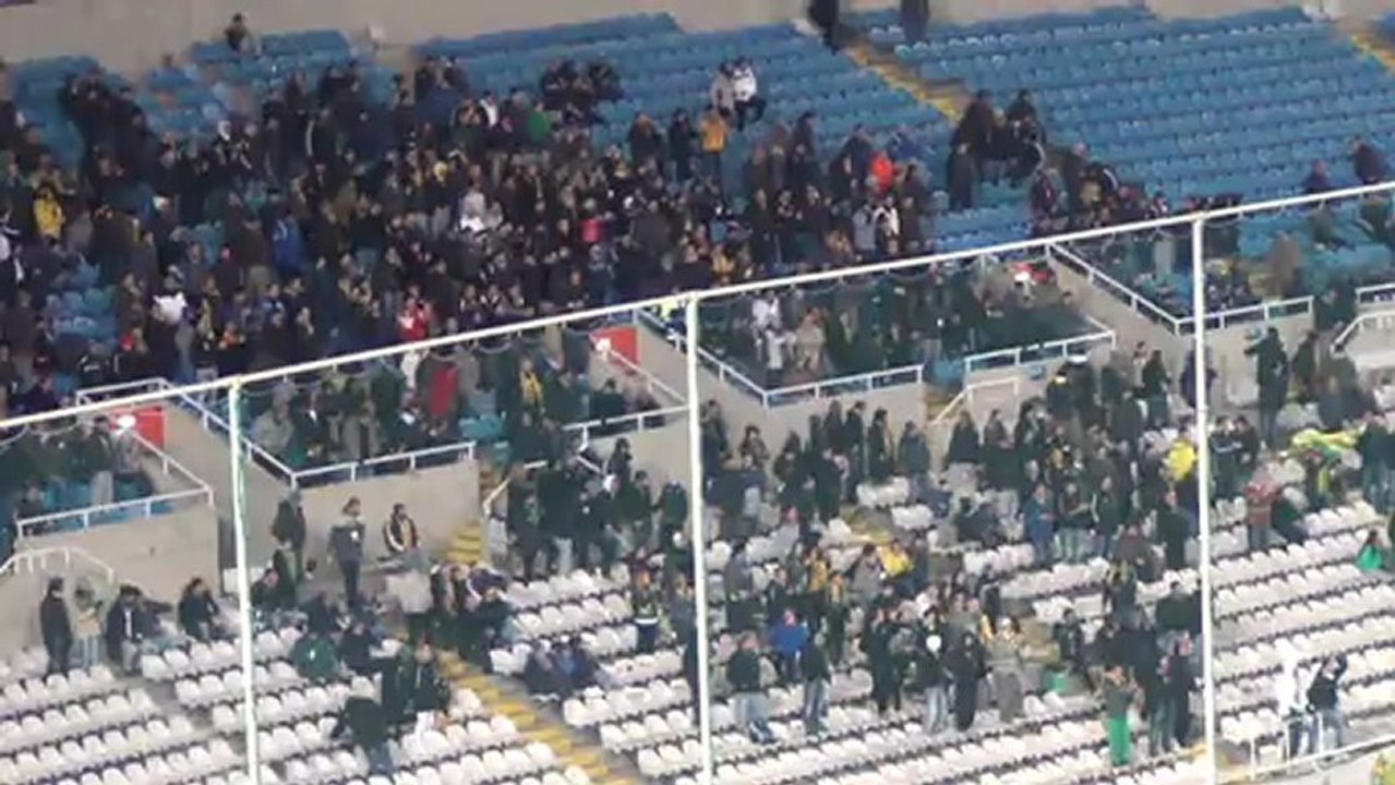 Ολυμπιακός-ΑΕΚ Είσοδος ομάδων 12/01