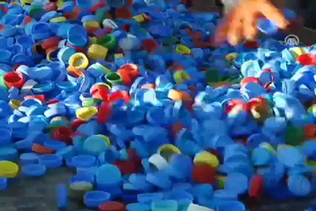 Mavi kapaklara müşteri aranıyor