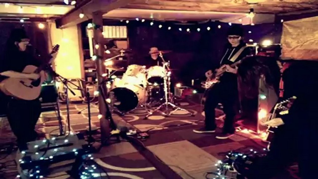 The Breeders - New Year XX