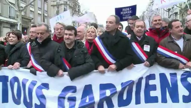 Paris: Jean-François Copé manifeste contre le mariage pour tous