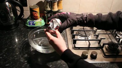 crushing a can by removing the air and creating a partial vacuum (chemistry experiment)