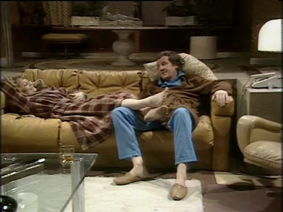 S4E1 TheGoodLife - Away From It All