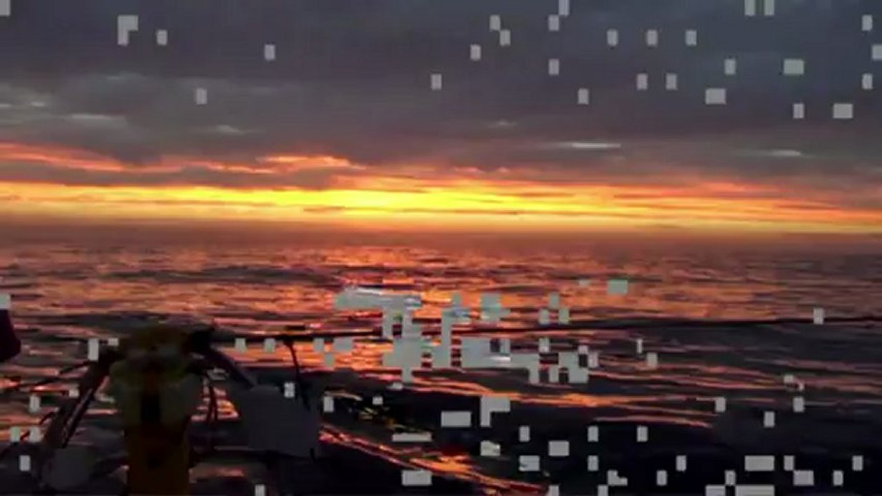 Coucher de soleil et pétole en Atlantique, un beau moment pour Jean Le Cam !