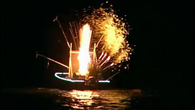 Révélations 1 par le Groupe F à Arles