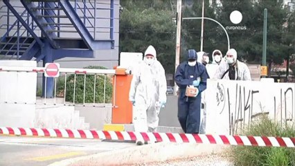 Le siège de Nouvelle démocratie à Athènes cible...